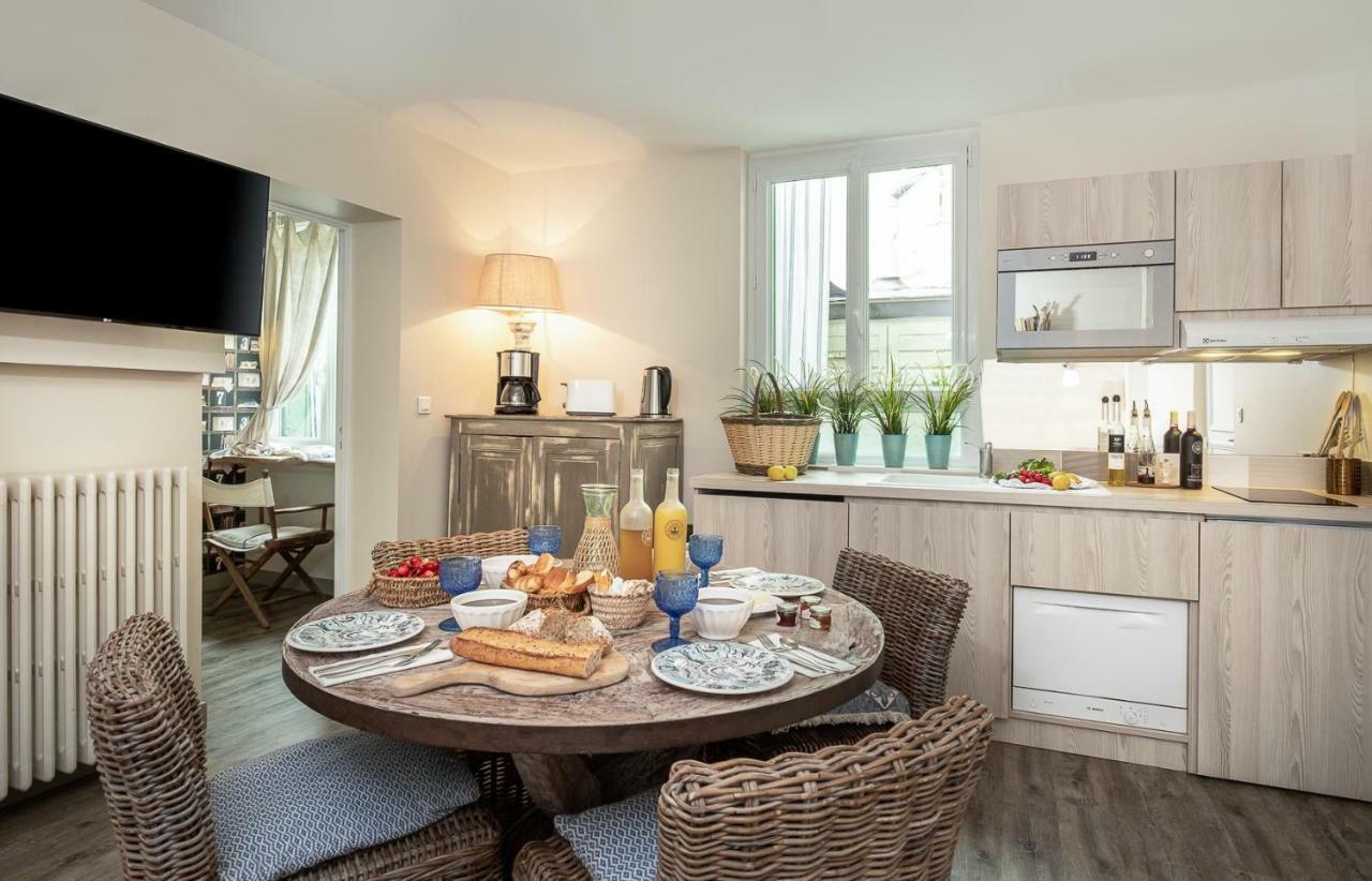 Appartements & Spa De La Marine Loire Монсоро Екстер'єр фото